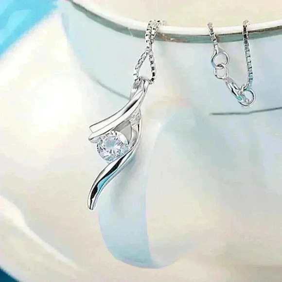 New 925 Silver .5 ct Diamond Necklace - Picture 2 of 4